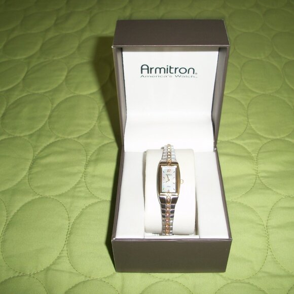 Armitron Now Women's Gold/Silver Watch - Picture 1 of 12